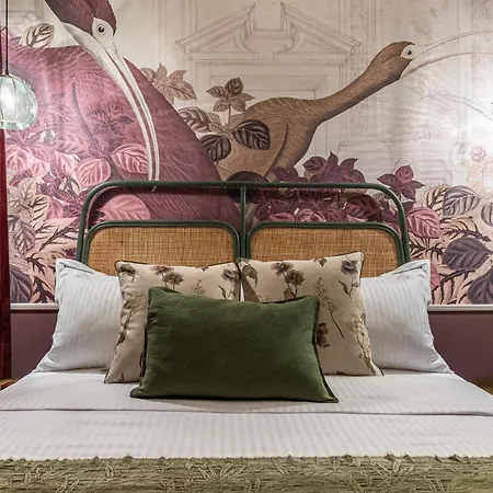 Birds Of Paradise Apartment Bukarest