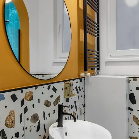 Birds Of Paradise Apartment Bucharest