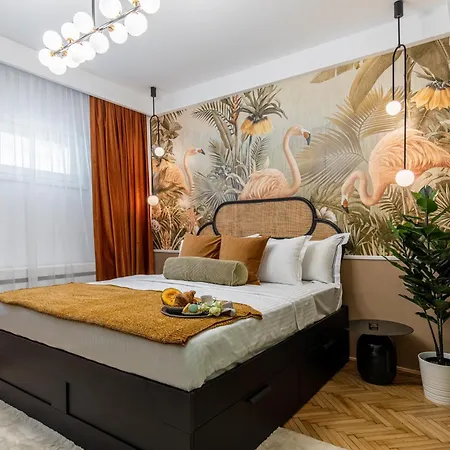 Birds Of Paradise Daire Bükreş