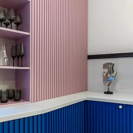 Birds Of Paradise Apartment *