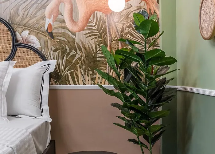 Birds Of Paradise Apartment *