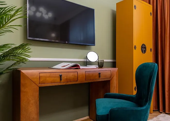 Birds Of Paradise Apartment *